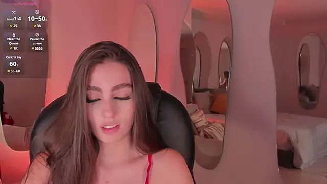 DolcieElliot online show from February 19, 2025, 3:05 pm