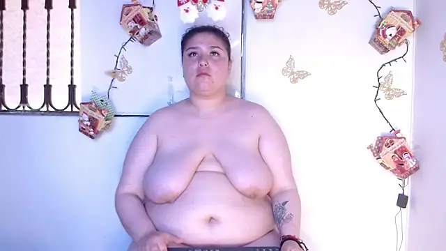 LennaTurnerr online show from December 3, 2024, 10:34 pm