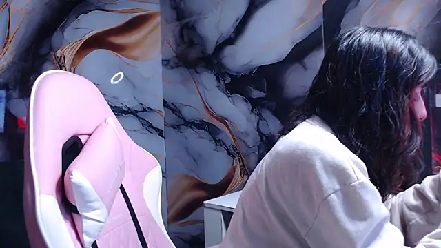 ling ling24 online show from October 2, 2025, 10:51 am