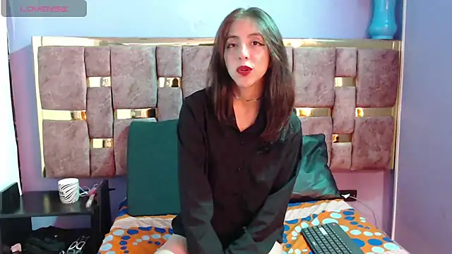 ling ling24 online show from March 5, 2025, 9:16 am