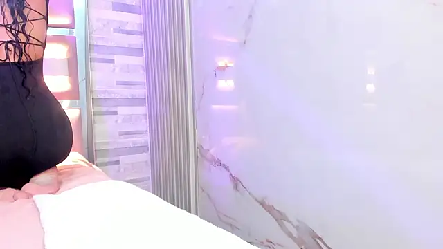 amberr sweett69 online show from March 31, 2026, 6:54 pm