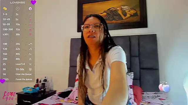 Snapshot of Vahiolet_smith chatting on February 28, 2026, 3:17 am Vahiolet smith online show from February 28, 2026, 3:17 am