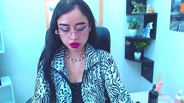 Snapshot of AnnySweett_ chatting on March 3, 2025, 3:54 pm AnnySweett online show from March 3, 2025, 3:54 pm