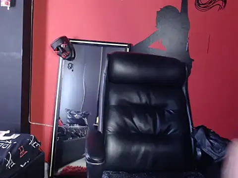 KLOE PIELL online show from April 18, 2026, 3:25 pm