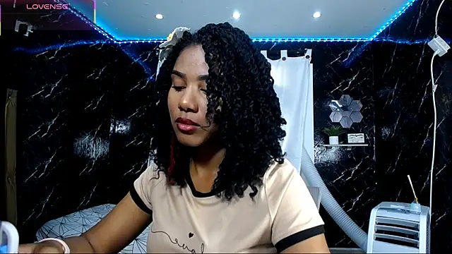 Hillary queen online show from September 13, 2025, 12:38 pm