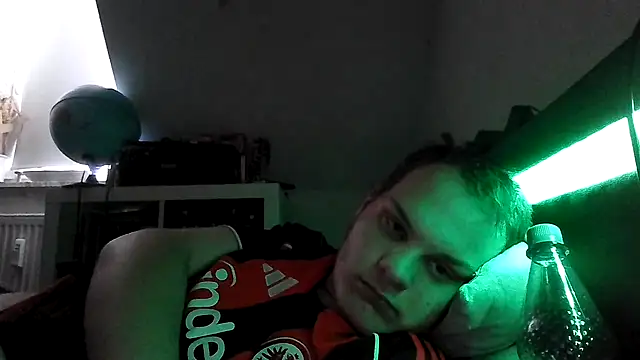 Snapshot of Nicolasjlhkjzl chatting on May 27, 2026, 2:13 pm Nicolasjlhkjzl online show from May 27, 2026, 2:13 pm