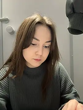 Snapshot of Peachy_Dream chatting on March 21, 2025, 7:46 pm Peachy Dream online show from March 21, 2025, 7:46 pm