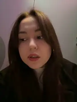 Snapshot of Peachy_Dream chatting on March 22, 2025, 12:25 pm Peachy Dream online show from March 22, 2025, 12:25 pm