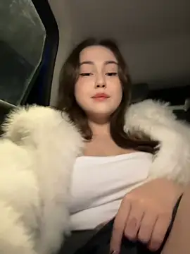 Snapshot of Peachy_Dream chatting on March 4, 2025, 11:11 pm Peachy Dream online show from March 4, 2025, 11:11 pm