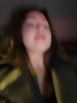 Snapshot of Peachy_Dream chatting on October 27, 2025, 6:20 pm Peachy Dream online show from October 27, 2025, 6:20 pm