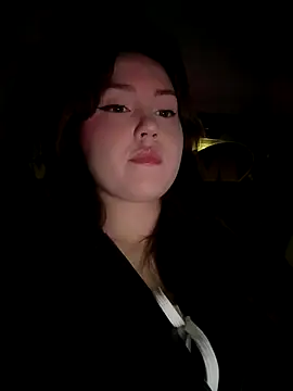 Snapshot of Peachy_Dream chatting on October 7, 2025, 6:09 pm Peachy Dream online show from October 7, 2025, 6:09 pm