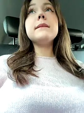 Snapshot of Peachy_Dream chatting on September 9, 2025, 4:05 pm Peachy Dream online show from September 9, 2025, 4:05 pm