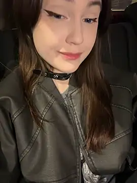 Snapshot of Peachy_Dream chatting on February 25, 2025, 8:53 pm Peachy Dream online show from February 25, 2025, 8:53 pm