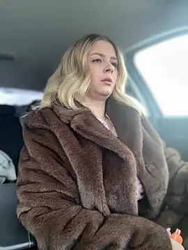 Love Bri online show from January 9, 2026, 10:44 am