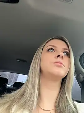 Love Bri online show from March 1, 2026, 10:48 am