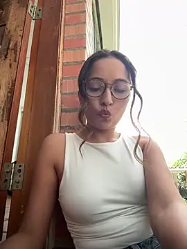 Penelope-Hot online show from April 18, 2026, 8:42 pm