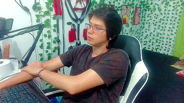 Andy gray online show from April 11, 2026, 1:35 am