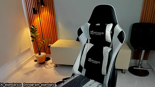 dafboy1 online show from March 11, 2025, 4:18 pm