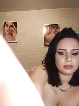 AdelinaJude online show from December 7, 2024, 12:03 am