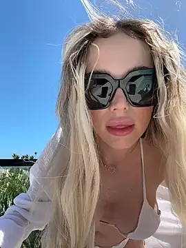 KylieJoyce online show from February 14, 2025, 3:58 pm