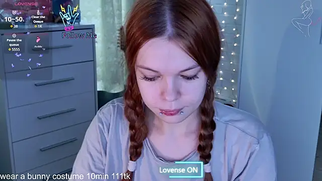 ValBae online show from April 4, 2026, 5:58 am