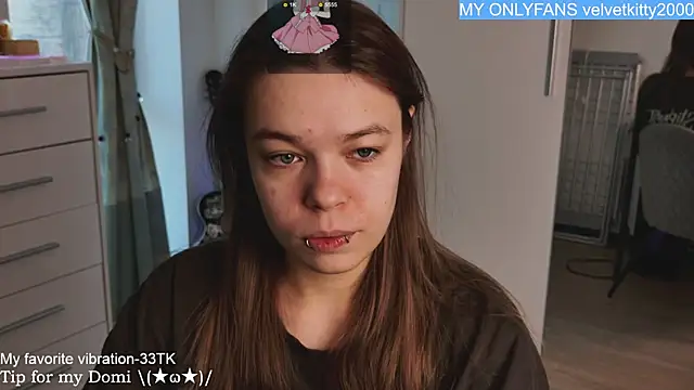 ValBae online show from February 26, 2025, 12:05 pm