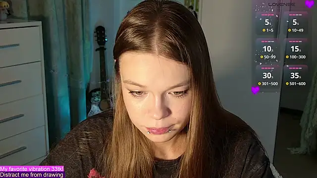 ValBae online show from September 27, 2025, 7:53 pm