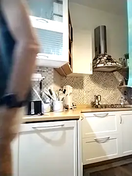 Frabox65 online show from September 17, 2025, 4:47 am