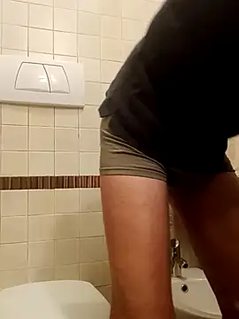 Frabox65 online show from March 12, 2025, 11:44 pm