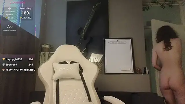 AyreenMoore online show from February 22, 2026, 1:57 pm