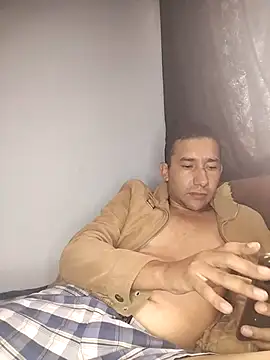 Snapshot of misterioso258 chatting on December 22, 2025, 1:22 pm misterioso258 online show from December 22, 2025, 1:22 pm