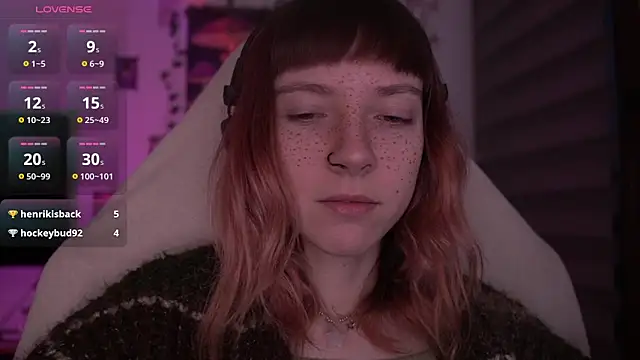 juliapie online show from March 8, 2025, 4:45 am