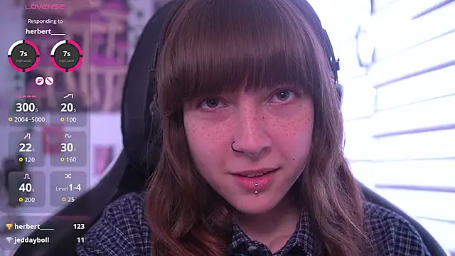 juliapie online show from May 5, 2026, 10:18 am