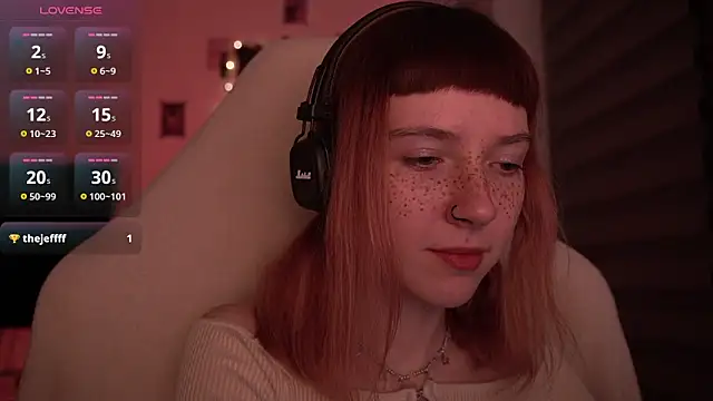 juliapie online show from December 7, 2024, 3:53 am