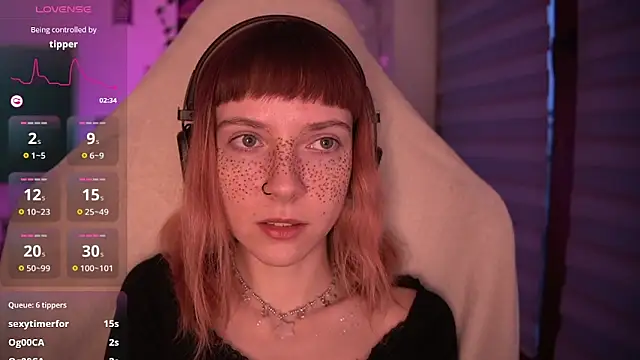 juliapie online show from December 20, 2024, 6:40 am