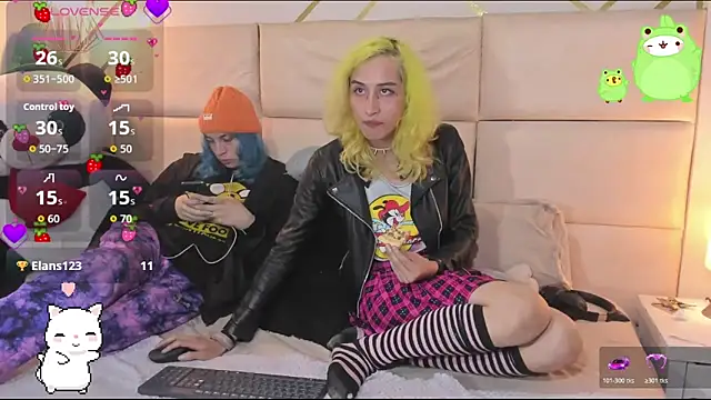 Snapshot of -kisa_ chatting on November 21, 2025, 2:10 am -kisa online show from November 21, 2025, 2:10 am