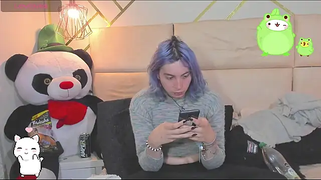 Snapshot of -kisa_ chatting on September 10, 2025, 12:53 am -kisa online show from September 10, 2025, 12:53 am