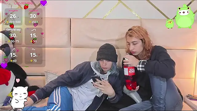 Snapshot of -kisa_ chatting on October 4, 2025, 2:24 am -kisa online show from October 4, 2025, 2:24 am