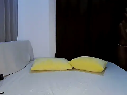 Snapshot of Sugarr__ chatting on September 14, 2025, 10:10 pm Sugarr online show from September 14, 2025, 10:10 pm