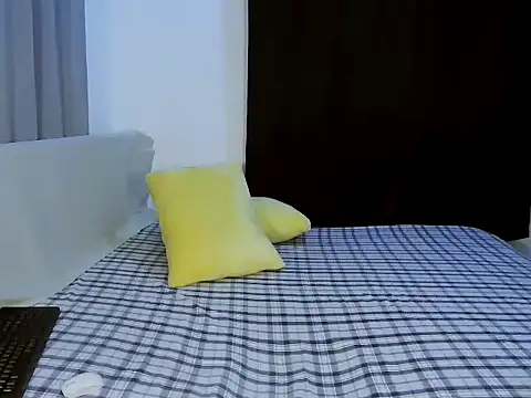 Snapshot of Sugarr__ chatting on September 19, 2025, 3:16 pm Sugarr online show from September 19, 2025, 3:16 pm