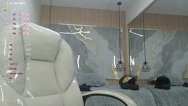 dannacoleman  online show from September 8, 2025, 7:24 pm