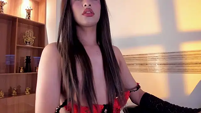 Snapshot of Sophia_Cambpell chatting on May 12, 2026, 9:43 pm Sophia Cambpell online show from May 12, 2026, 9:43 pm
