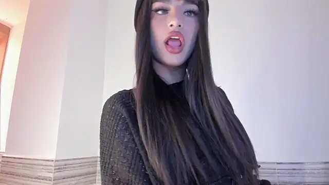 Snapshot of Sophia_Cambpell chatting on June 2, 2026, 9:15 pm Sophia Cambpell online show from June 2, 2026, 9:15 pm