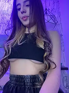 AbyThompson online show from March 18, 2025, 12:19 am