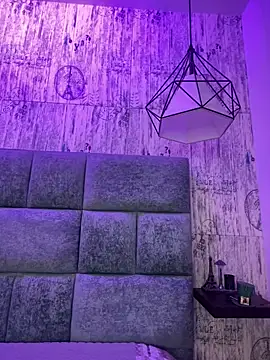 AbyThompson online show from March 19, 2025, 7:49 pm