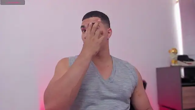 JamesGraay online show from November 27, 2025, 5:35 pm