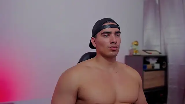 Snapshot of JamesGraay chatting on February 10, 2026, 4:11 am JamesGraay online show from February 10, 2026, 4:11 am