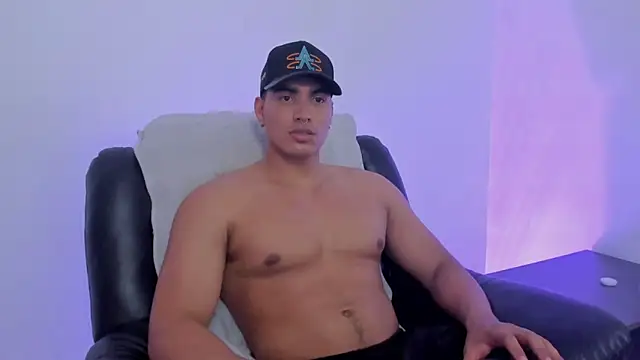 JamesGraay online show from February 26, 2025, 7:21 pm