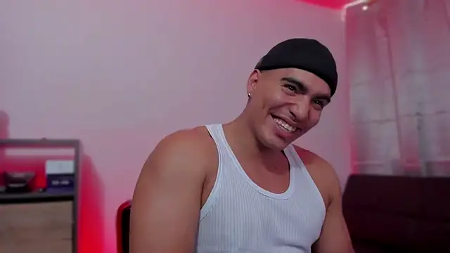 JamesGraay online show from September 21, 2025, 9:09 pm