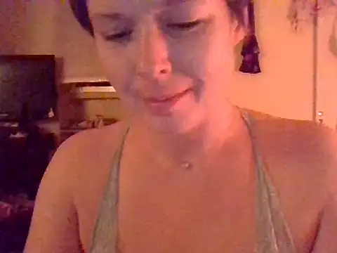 Snapshot of KatieBARBiE98 chatting on March 3, 2025, 2:54 am KatieBARBiE98 online show from March 3, 2025, 2:54 am